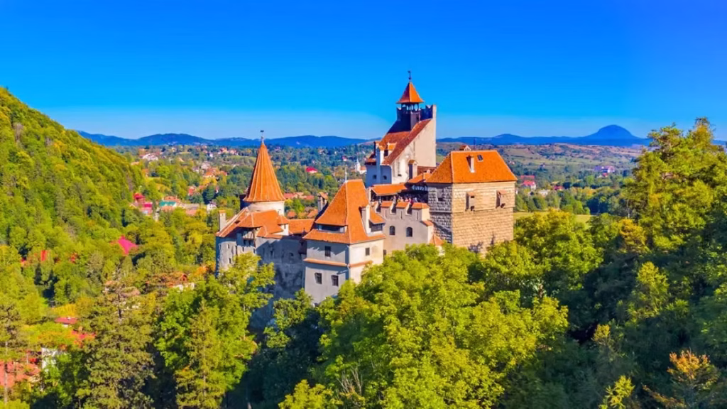 Best time to visit Bran Castle